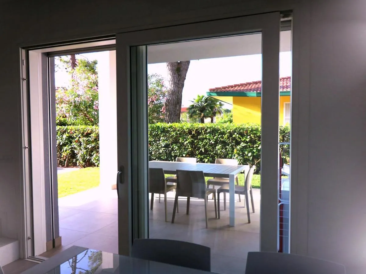 Stunning Villa With Private Garden - Beahost Bibione