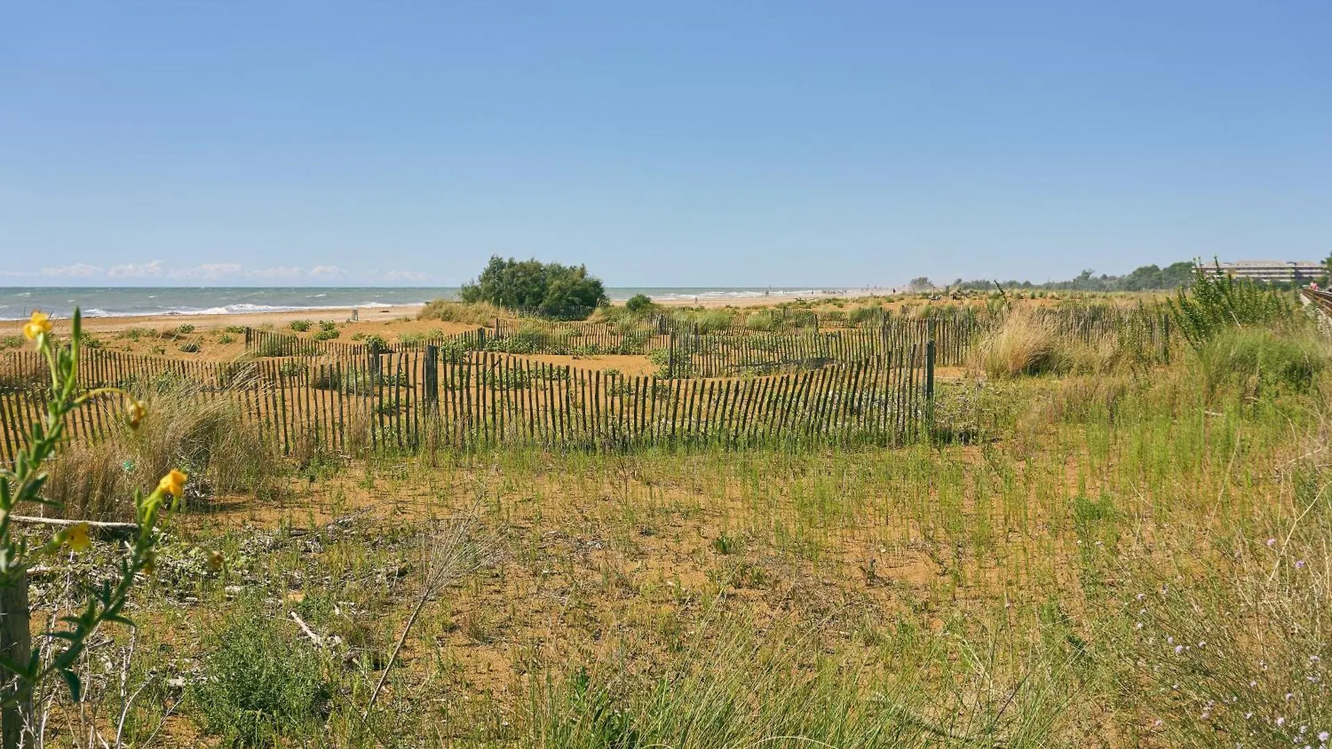 Stunning Villa With Private Garden - Beahost Bibione 0*,  Italy